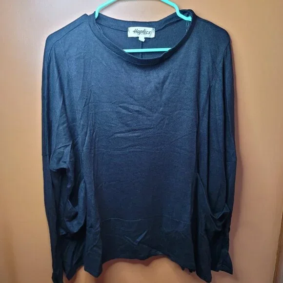 Sublime Black Hacci Dolman Pocketed Sweater Top Medium NWT - Picture 2 of 5